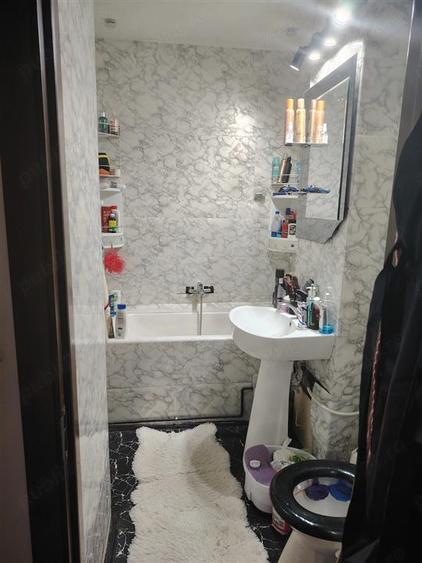 Apartament cu 2 camere semidecomandat în Astra