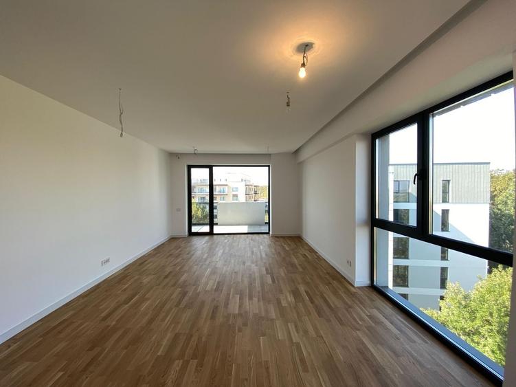 Apartament cu 3 camere decomandat în Pipera