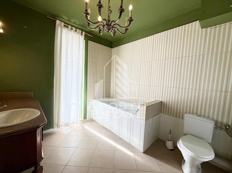 Jumatate de Duplex, 5 camere, 4 bai, PetFriendly, curte, ... - 18