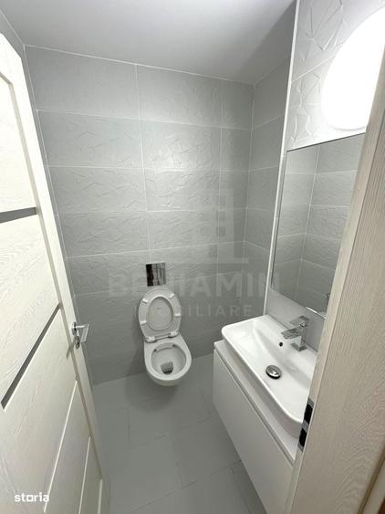Apartament cu 4 camere în Ultracentral