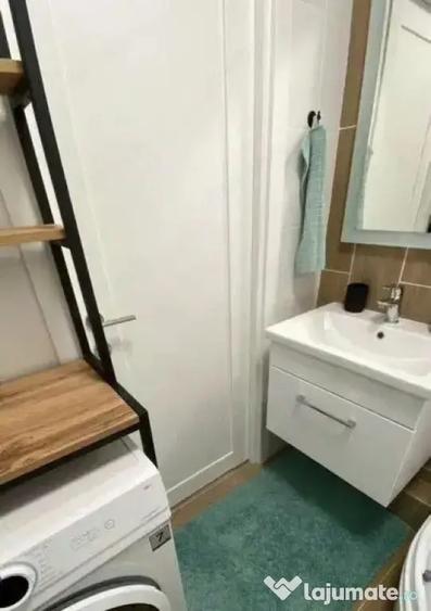 Apartament cu 2 camere decomandat în Take Ionescu