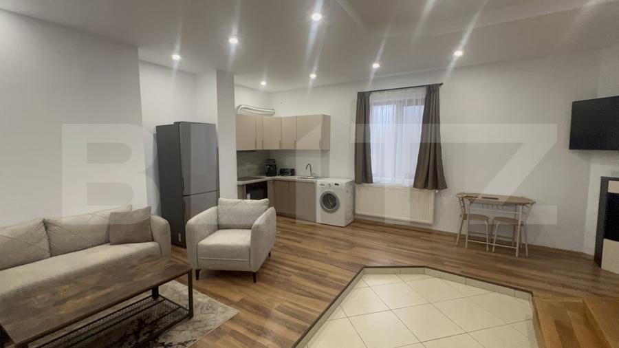Apartament cu 2 camere semidecomandat, mobilat în Europa