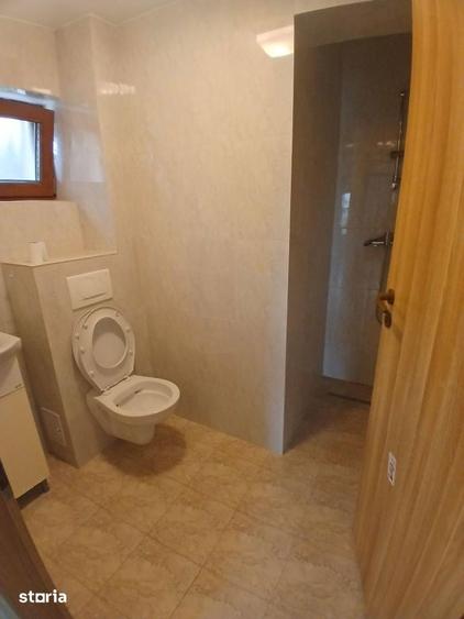 Casă cu 4 camere cu Teren 400 Mp în Dumbrăvița