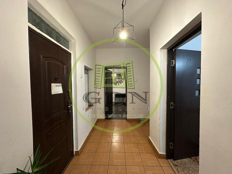 Casă individuală cu 3 camere cu Canalizare în Central