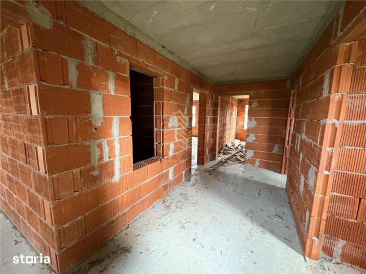 Spațiu comercial, de 440 mp, în Tiha Bârgăului