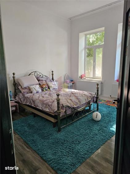Casă cu 3 camere cu Teren 100 Mp în Viziru 2