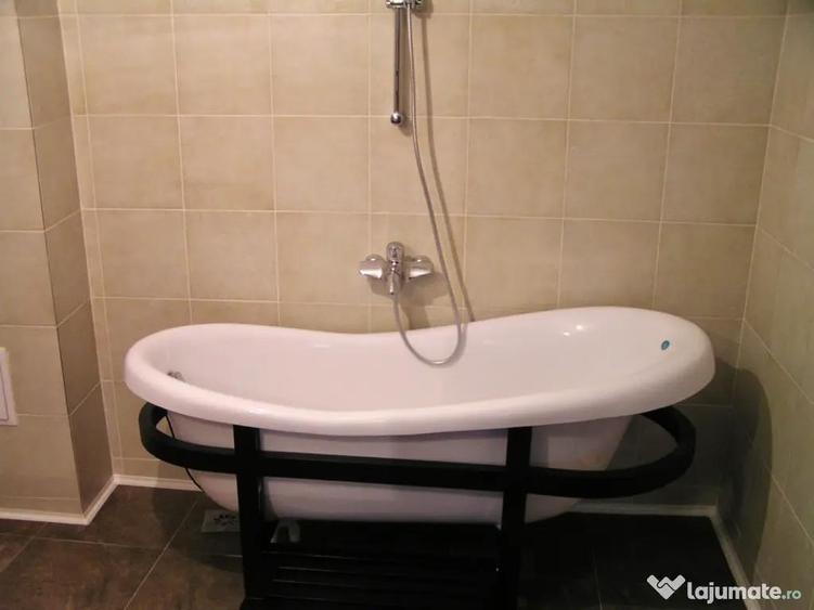 Apartament cu 4 camere decomandat în Nord