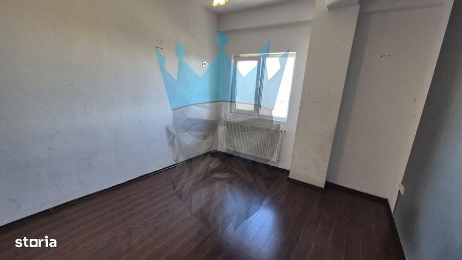 Apartament cu 3 camere în Dudu