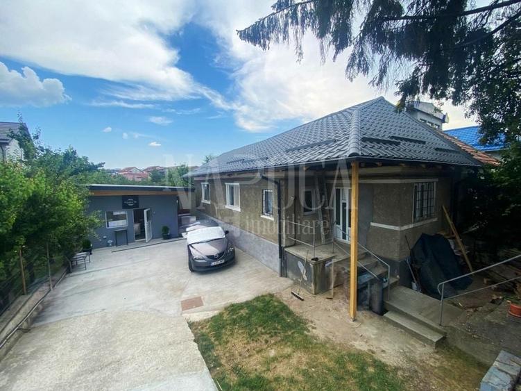 Casă individuală cu 3 camere cu Canalizare în Zorilor
