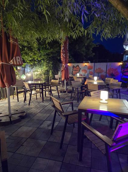 Spațiu comercial, de 360 mp, în Brănești
