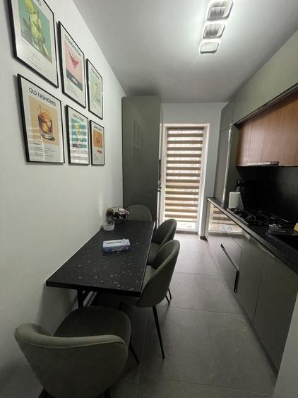 Apartament cu 2 camere decomandat în Lipovei