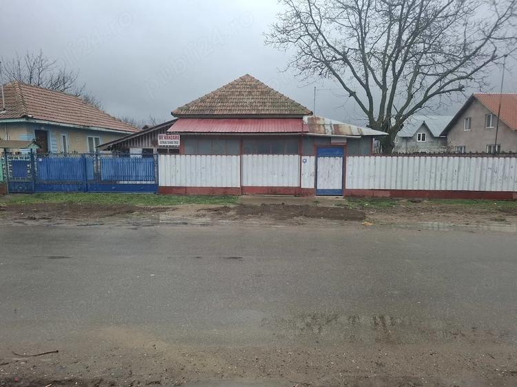Casă cu 3 camere cu Teren 900 Mp în Ciorani