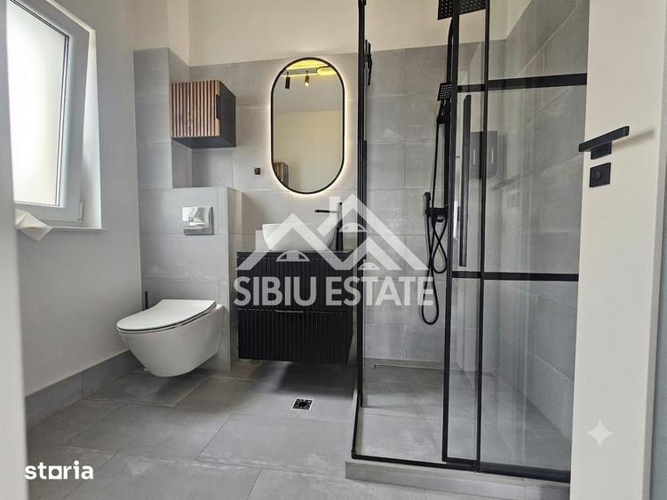 Casă cu 5 camere cu Teren 437 Mp în Central