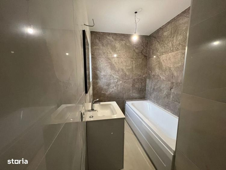 Casă cu 3 camere în Sânandrei