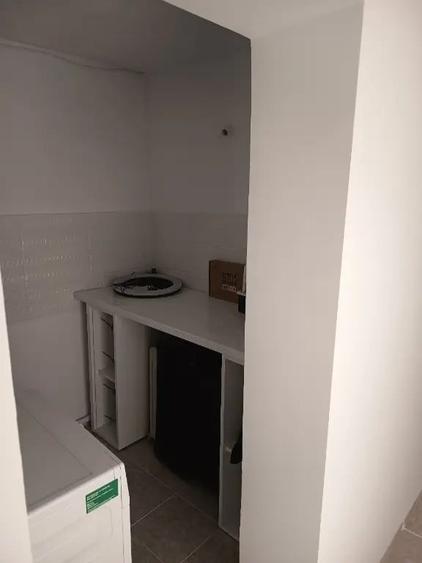 Casă cu 5 camere în Central