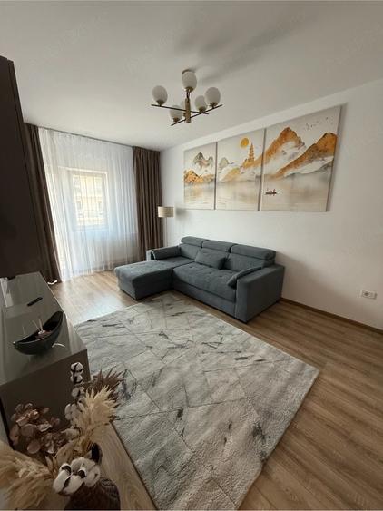 Apartament cu 2 camere decomandat în Metalurgiei