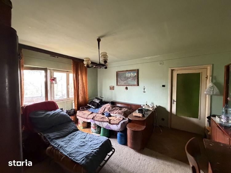Apartament cu 2 camere semidecomandat în Est