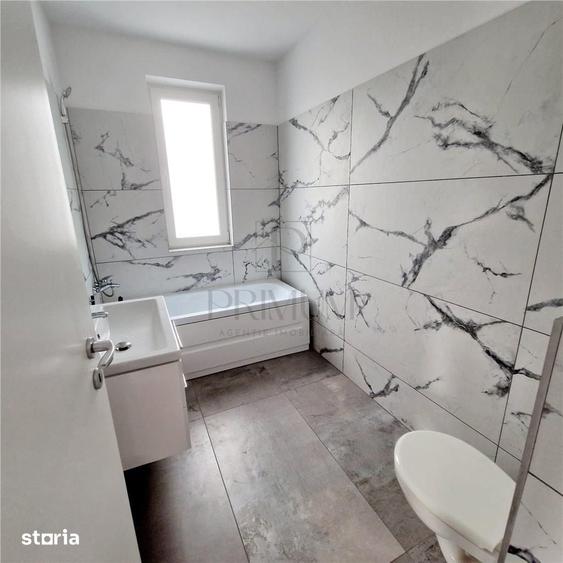 Apartament cu 3 camere decomandat în Ciarda Roșie