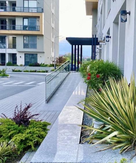 Apartament cu 2 camere semidecomandat în Nord