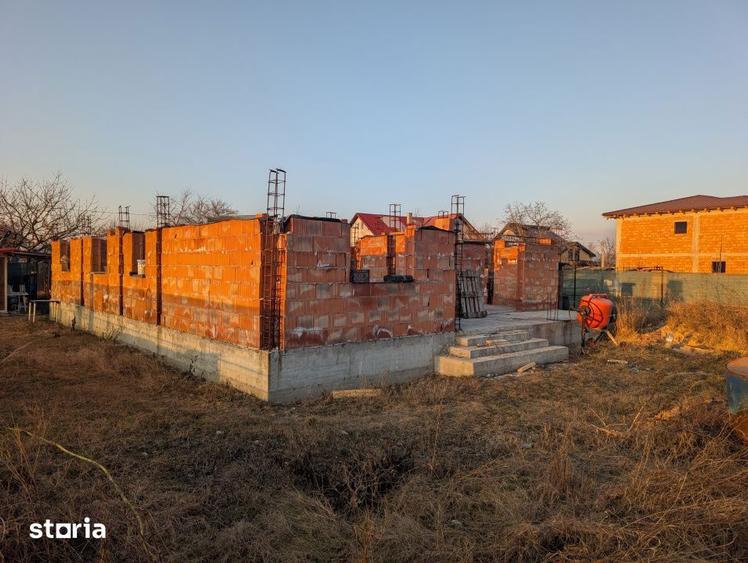 Teren de 580 mp, în Șerbănești