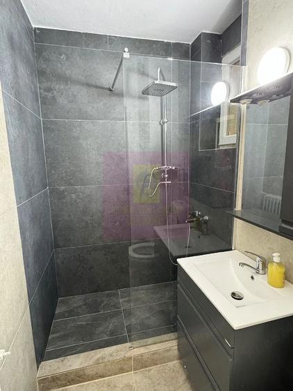 Apartament cu 2 camere semidecomandat în Vatra Luminoasă