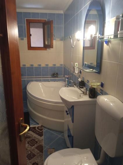 Casă cu 3 camere în Central
