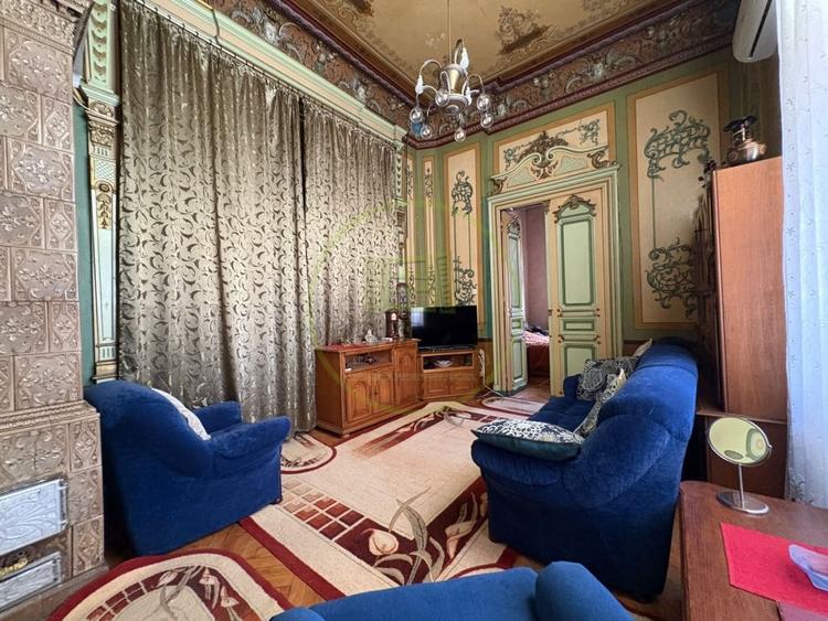 Apartament cu 3 camere decomandat, mobilat în Central