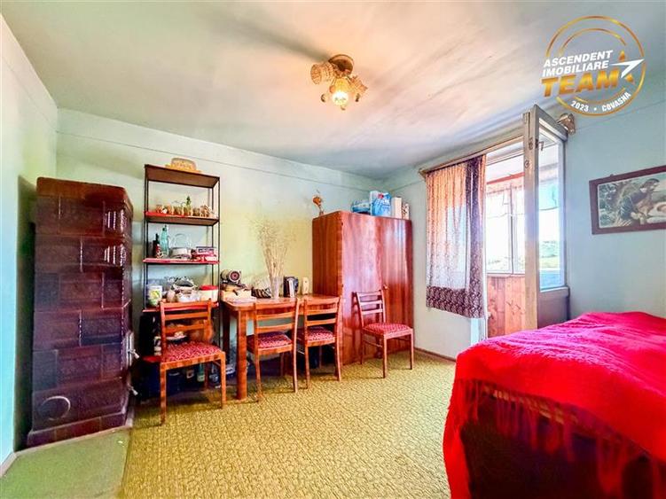 Apartament cu 3 camere decomandat în Malnaș-Băi
