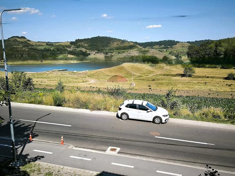 Casă cu 4 camere cu Teren 250 Mp în Sud