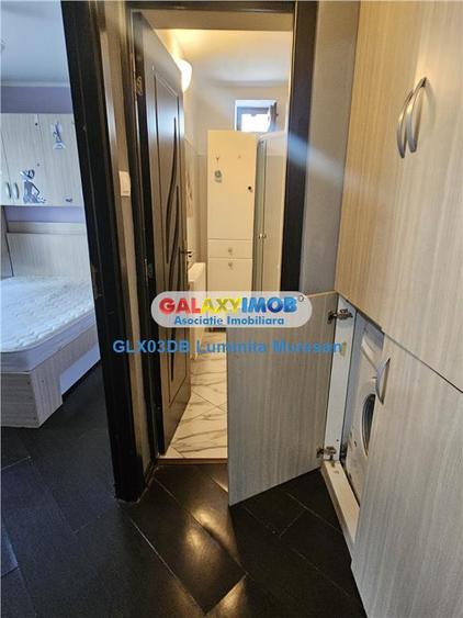 Apartament cu 2 camere semidecomandat, mobilat în Micro 6