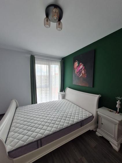 Apartament cu 2 camere decomandat, mobilat în Aradului