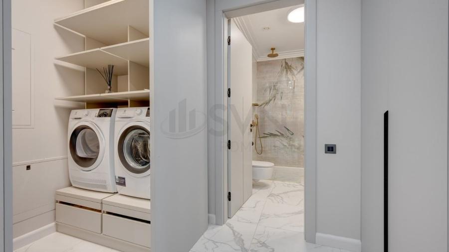 Apartament cu 6 camere decomandat, mobilat în Barbu Văcărescu