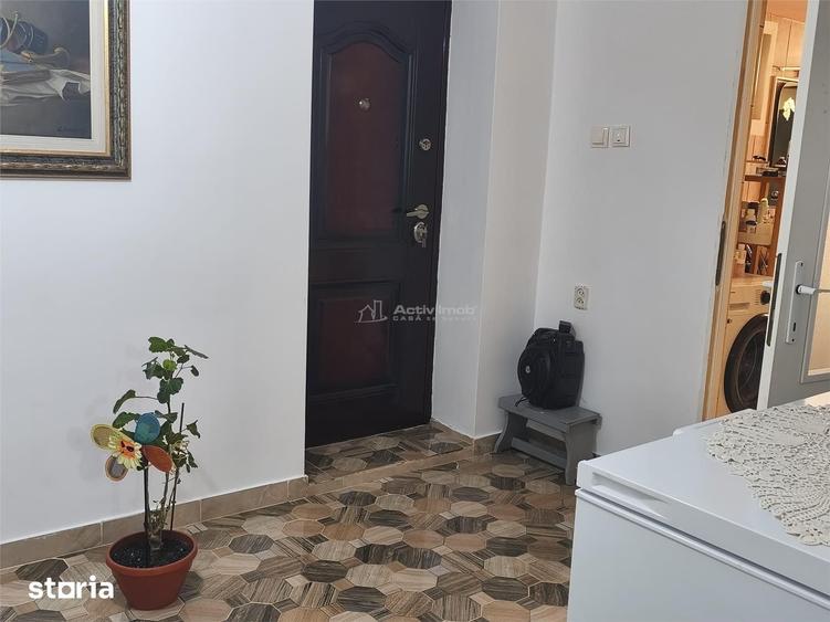 Casă cu 3 camere cu Teren 300 Mp în Muncitoresc