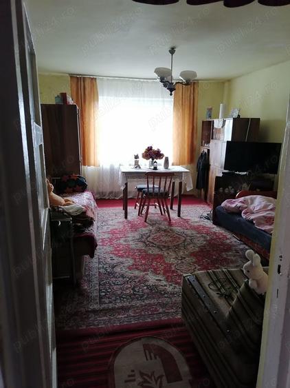 Casă cu 3 camere în Central