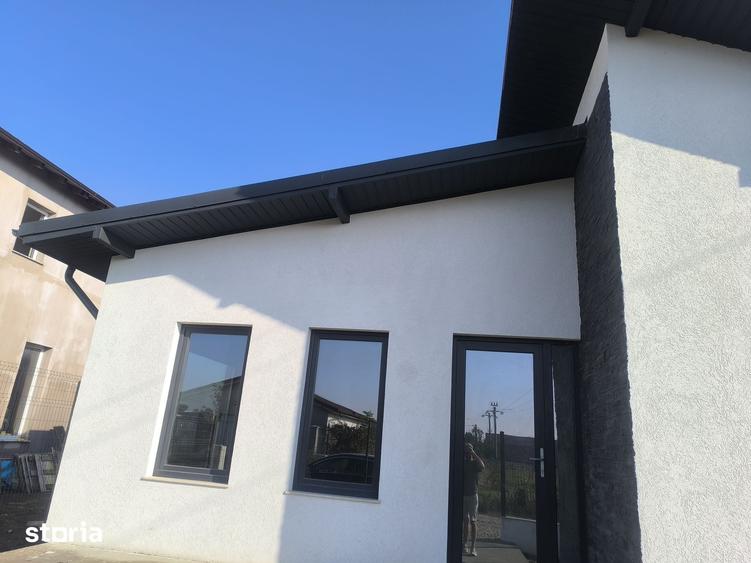 Casă cu 2 camere cu Teren 327 Mp în Agigea