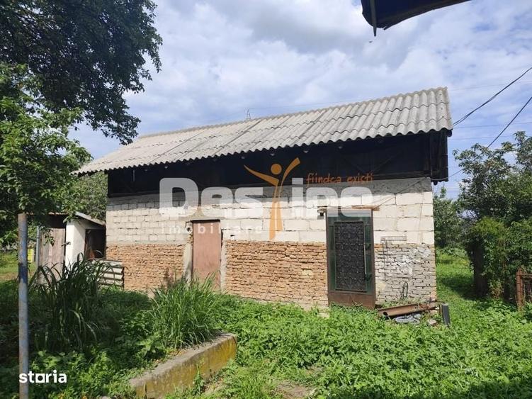 Casă cu 4 camere în Călinești