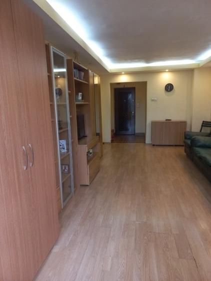 Apartament cu 3 camere decomandat în ICIL
