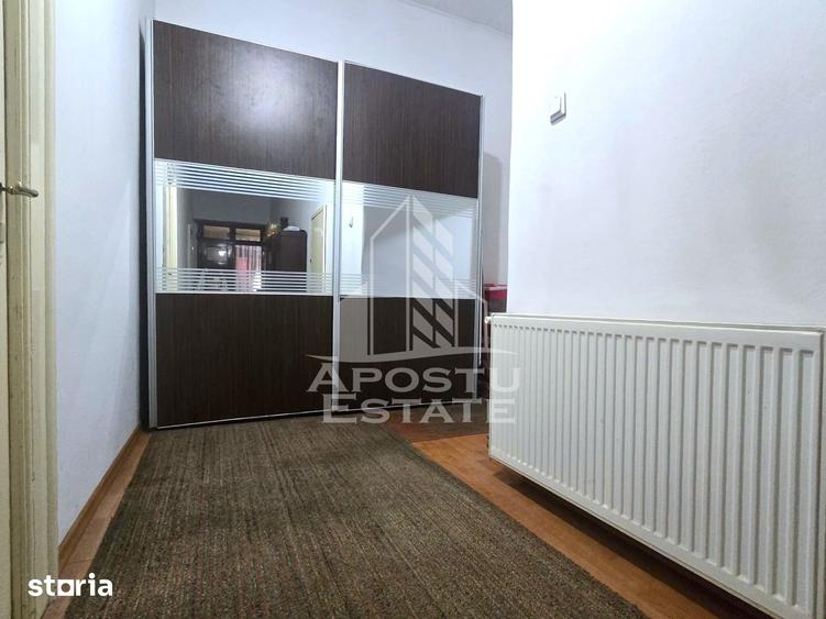 Casă cu 3 camere decomandat cu Teren 1090 Mp în Gurahonț