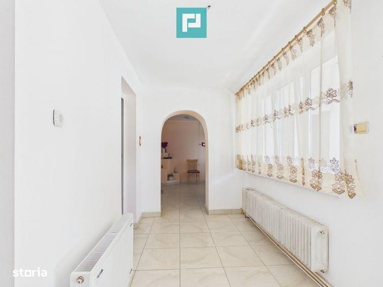 Casă cu 4 camere în Mocrea