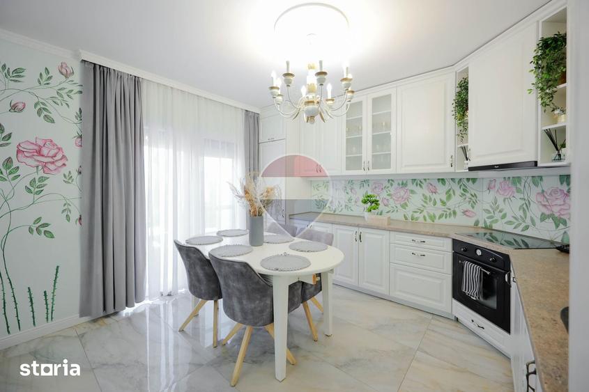 Casă cu 4 camere cu Teren 250 Mp în Paleu