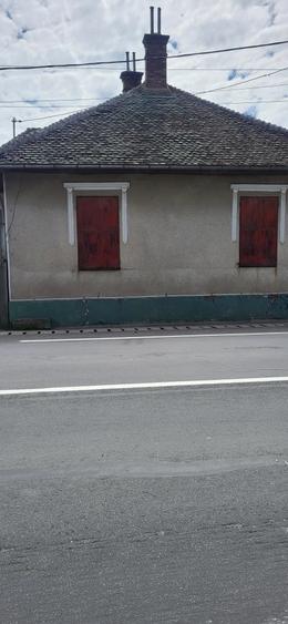 Casă cu Teren 1000 Mp în Maglavit