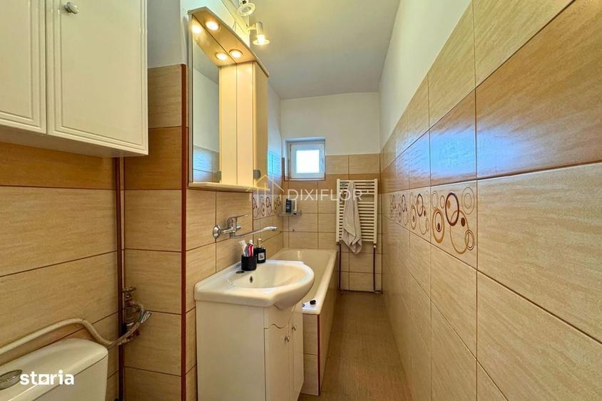 Apartament cu 3 camere decomandat în Tudor
