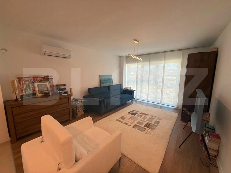 Apartament cu 2 camere semidecomandat în Aroneanu