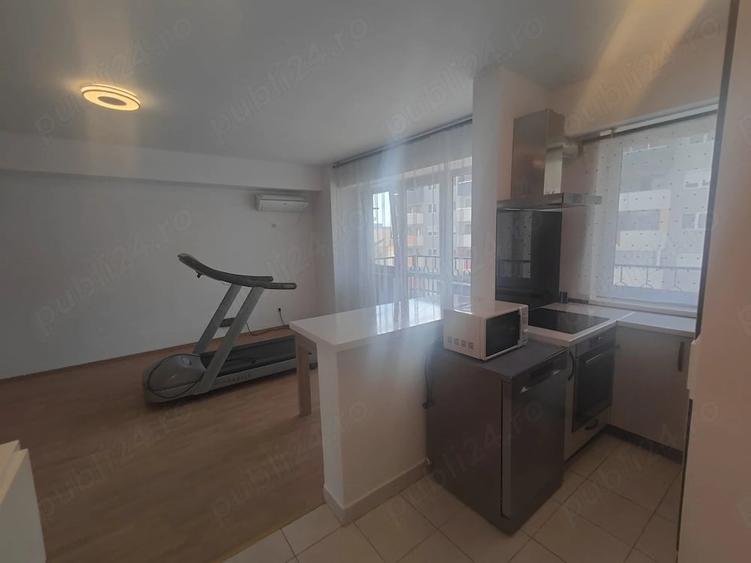 Apartament cu 3 camere decomandat în Iosia