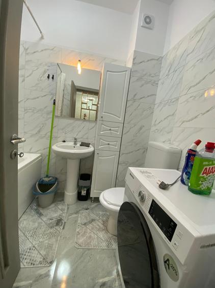 Apartament cu 2 camere semidecomandat în Militari