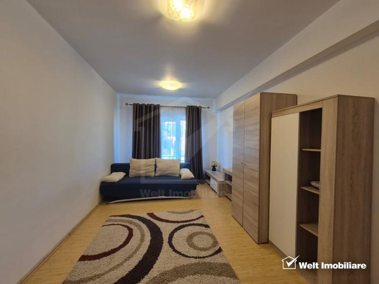 Casă individuală cu 5 camere cu Canalizare în Dâmbul Rotund