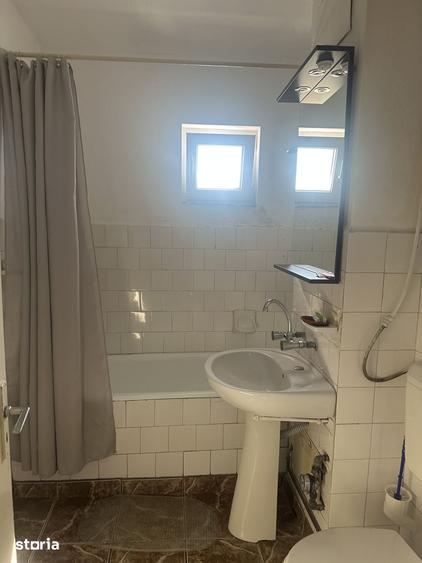 Apartament cu 3 camere decomandat în Ultracentral