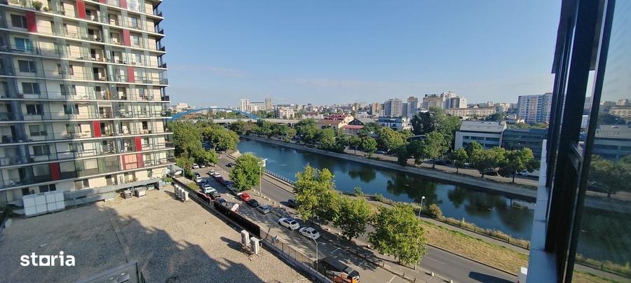 Apartament cu 3 camere în Mihai Bravu