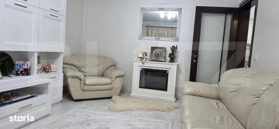 Apartament cu 3 camere decomandat în Central