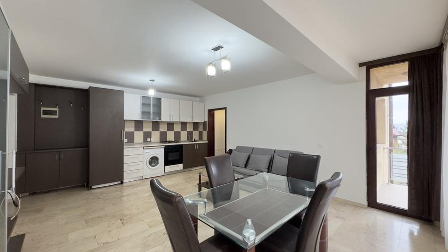 Apartament cu 2 camere semidecomandat, mobilat în Central